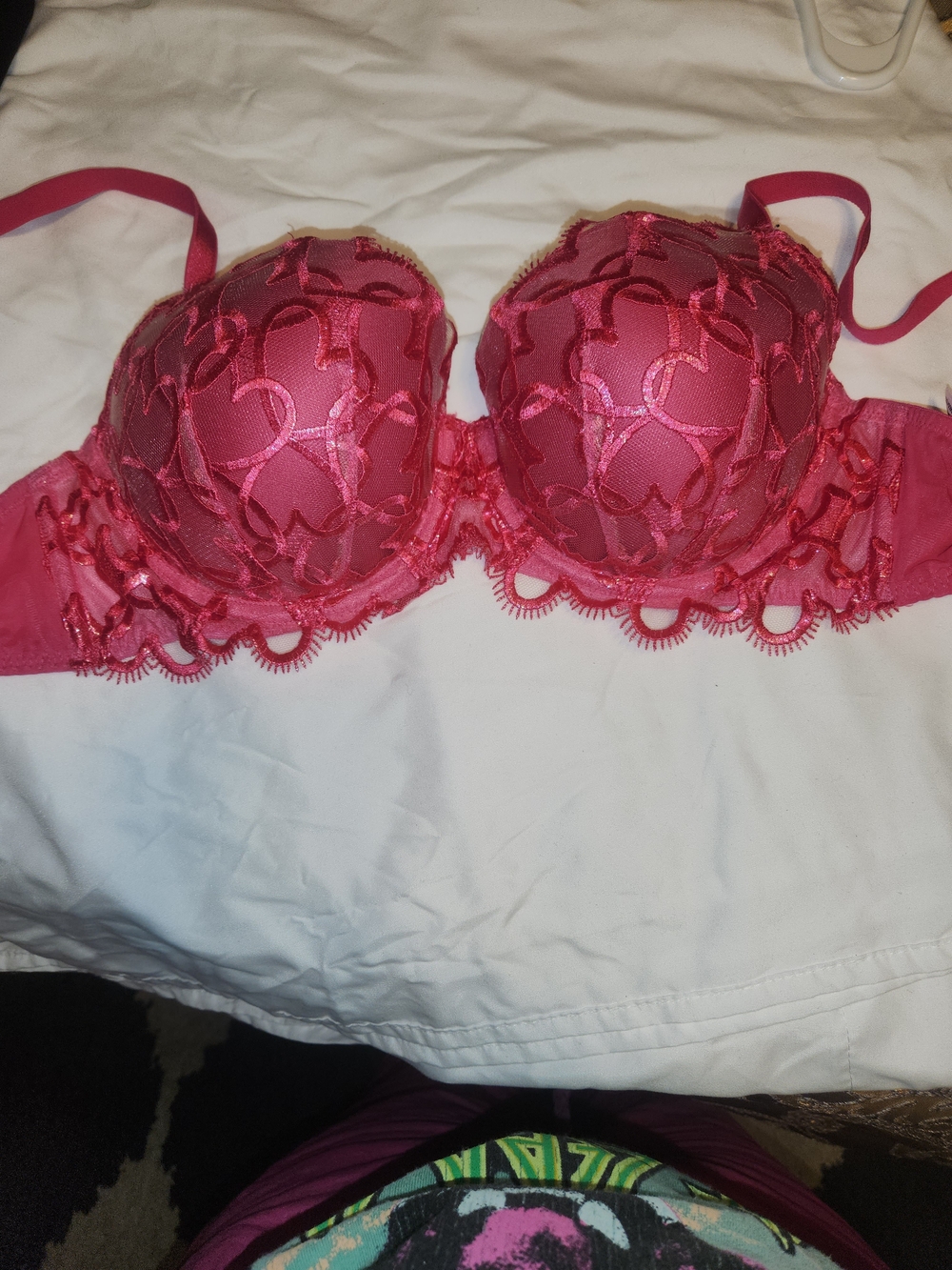 Victoria's Secret Embroidered Lace Push-Up Bra - Pink
